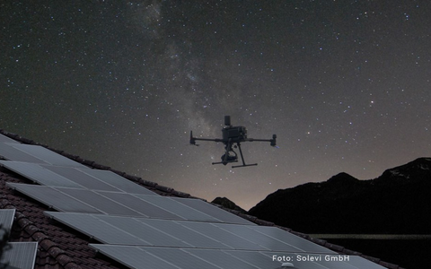 Solevi GmbH - Junges Unternehmen aus Reutlingen untersucht bundesweit Solaranlagen per Elektrolumineszenz-Fotografie - Foto: presseportal.de