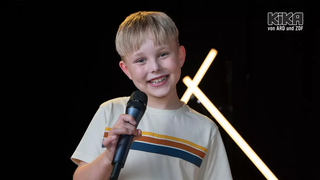 Bjarne fährt für Deutschland zum Junior ESC 2024 nach Madrid / Save the best for us heißt der Song des 10-Jährigen - Bild: presseportal.de
