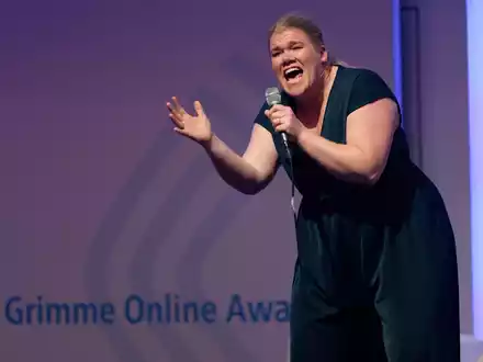 Hervorragender Journalismus im Netz: solche Produktionen können nun doch mit dem Grimme Online Award ausgezeichnet werden - trotz der Finanznöte des Grimme-Instituts.. - Foto: Henning Kaiser/dpa