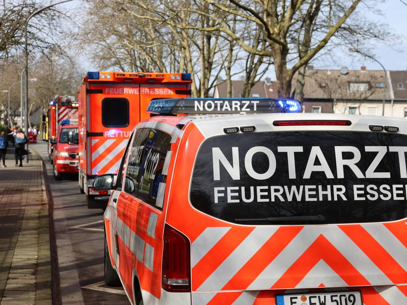 FW-E: Stromausfall auf Kinderbeatmungsstation - Leitender Notarzt im Einsatz - Foto: presseportal.de