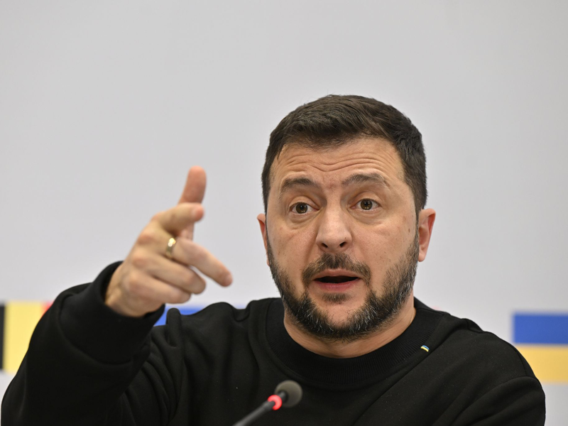 Selenskyj erwartet diesen Monat eine Stärkung der ukrainischen Flugabwehr. - Foto: Eric Lalmand/Belga/dpa