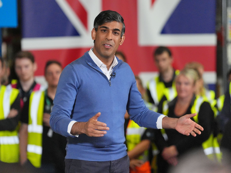 Premier Sunak droht eine historische Wahlniederlage. - Foto: Jonathan Brady/PA Wire/dpa