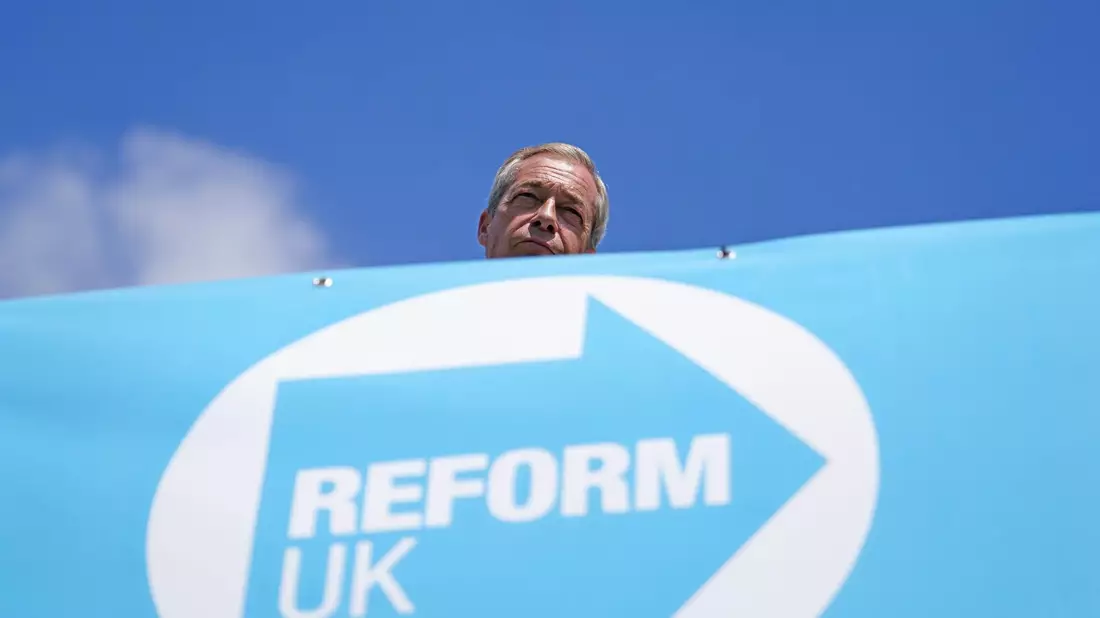 Rechtspopulist Nigel Farage hat einst den Brexit vorangetrieben. - Bild: Jordan Pettitt/PA Wire/dpa