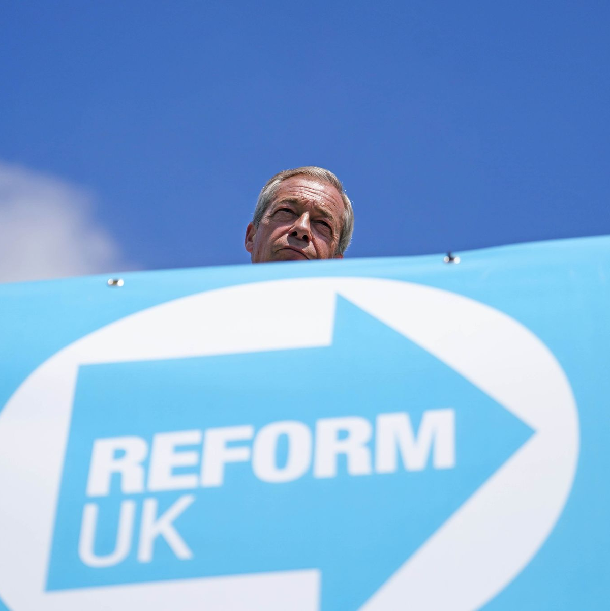 Rechtspopulist Nigel Farage hat einst den Brexit vorangetrieben. - Foto: Jordan Pettitt/PA Wire/dpa