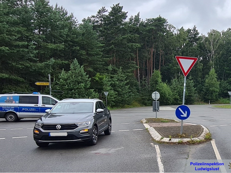 POL-LWL: Ohne Helm: Radfahrerin erlitt bei Verkehrsunfall schwere Kopfverletzung - Foto: presseportal.de