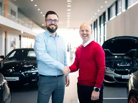 Google startet Fahrzeuganzeigen - Agentur Kühnen Teil der Beta-Testphase in Deutschland - Foto: presseportal.de