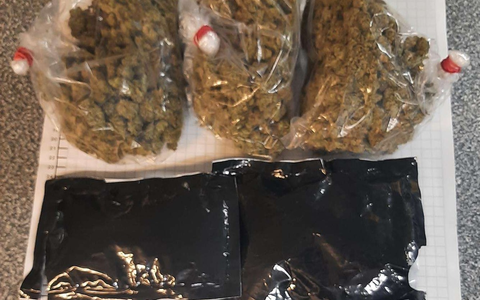 BPOL NRW: Mit über 400 Gramm Cannabis im Gepäck - Bundespolizei stellt 22-Jährigen - Foto: presseportal.de