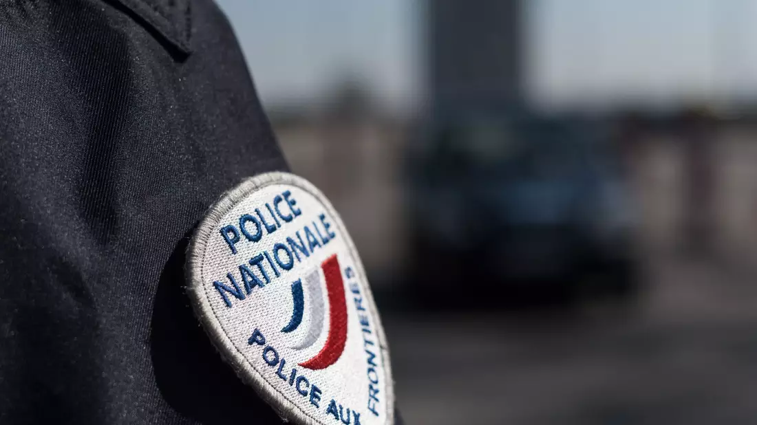 Ein möglicher Frauenmord steht in Frankreich nach einem Knochenfund vor der Aufklärung (Symbolbild). - Bild: Patrick Seeger/dpa