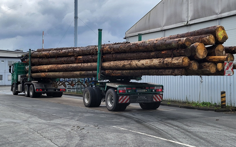 POL-HSK: Verkehrsdienst zieht Lkw aus dem Verkehr / Bußgelder drohen - Foto: presseportal.de