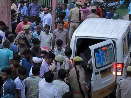 Der Ministerpräsident von Uttar Pradesh setzte den Angaben zufolge einen Ausschuss aus hochrangigen Polizei- und Verwaltungsbeamten ein, die den Vorfall untersuchen sollen. - Foto: Manoj Aligadi/AP/dpa
