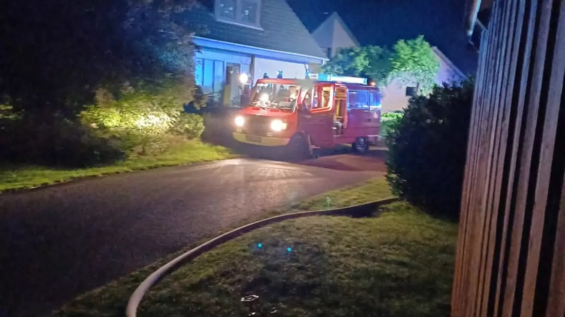FW-ROW: Feuer in Garage - Bild: presseportal.de