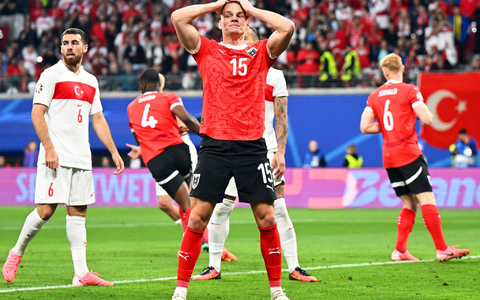 Trotz einer starken Vorrunde ist für Ralf Rangnick und Österreich bei der EM früh Schluss. - Foto: Robert Michael/dpa Trotz einer starken Vorrunde ist für Ralf Rangnick und Österreich bei der EM früh Schluss. - Foto: Robert Michael/dpa