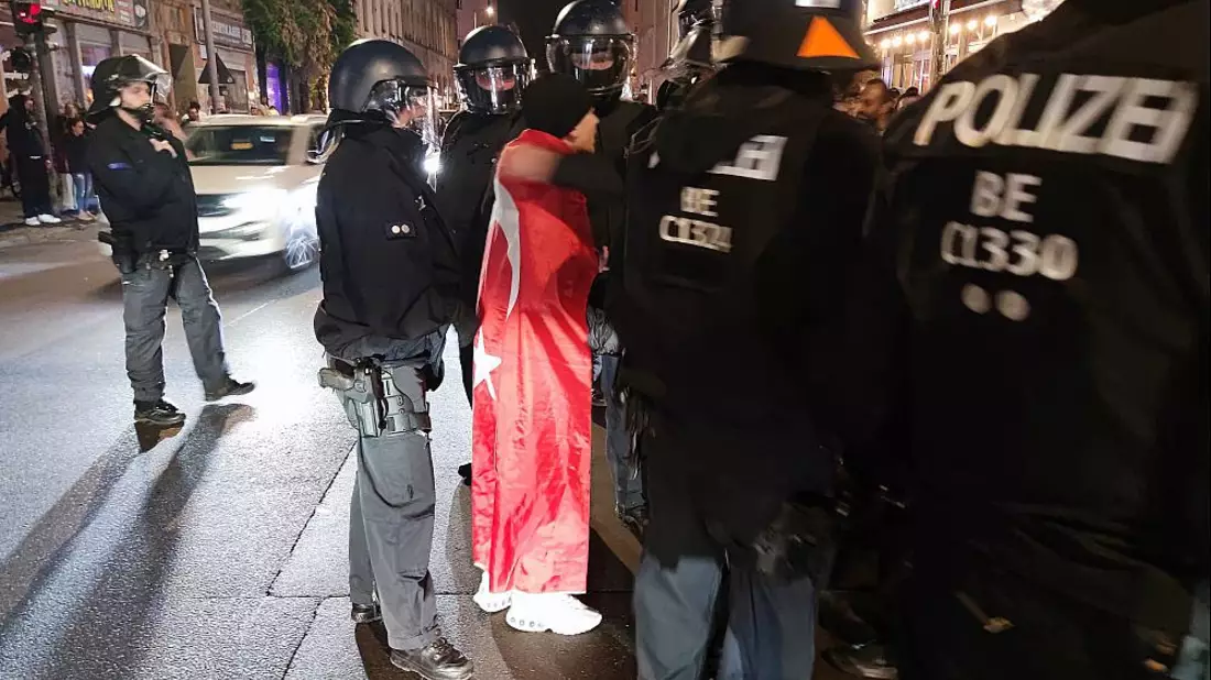 Türkische Fans feiern am 02.07.2024 - Bild: über dts Nachrichtenagentur