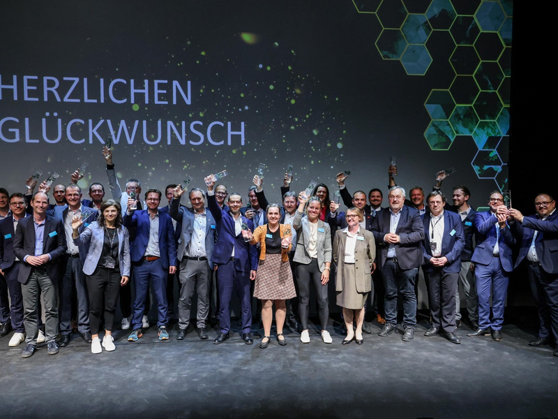 Innovation in Aktion: Topteams der Verwaltung im Finale des eGovernment-Wettbewerbs / Ab sofort läuft das Online-Voting zum Publikumspreis - Foto: presseportal.de