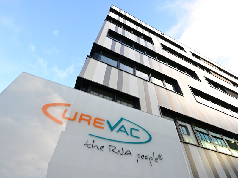 Für den Curevac-Vorstansvorsitzenden Alexander Zehnder ist die Transaktion mehr als nur ein geschäftlicher Schritt. (Archivfoto) - Foto: Bernd Weißbrod/dpa