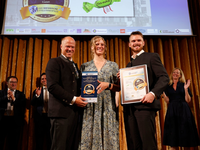 Dr. C. SOLDAN eines der Top-Unternehmen in Bayern: Die Bonbonspezialisten erhielten für ihre herausragende Leistung den Bayerischen Mittelstandspreis - Foto: presseportal.de