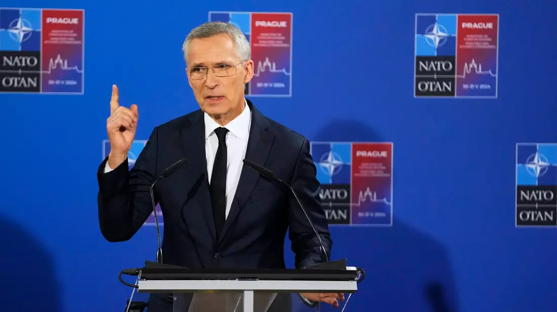 Der erhobene Zeigefinger hat nicht viel gebracht: Nato-Generalsekretär Jens Stoltenberg. - Bild: Peter David Josek/Pool AP/AP/dpa