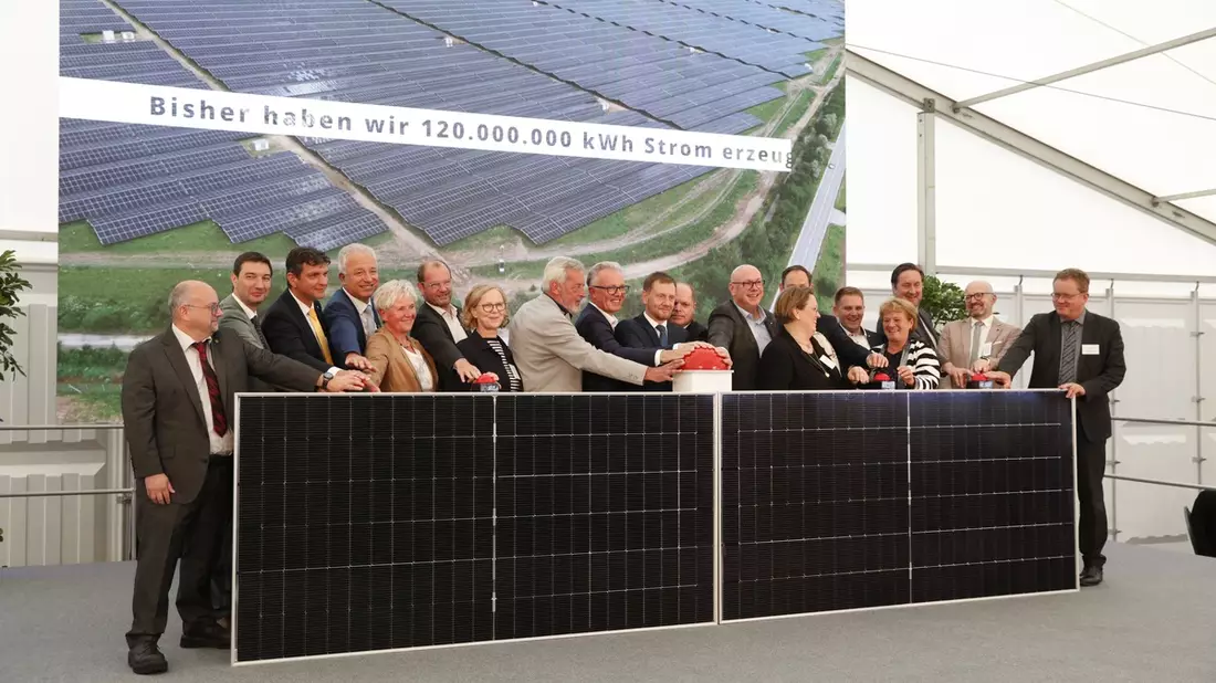 Grüner Strom aus Sachsen: Europas größter Solarpark wurde eröffnet - Bild: presseportal.de