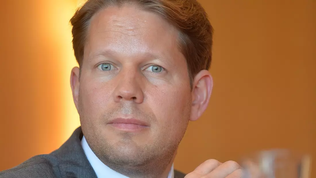 Florian Wiegand ist aktuell Konzertchef der Salzburger Festspiele - Bild: Barbara Gindl/APA/dpa