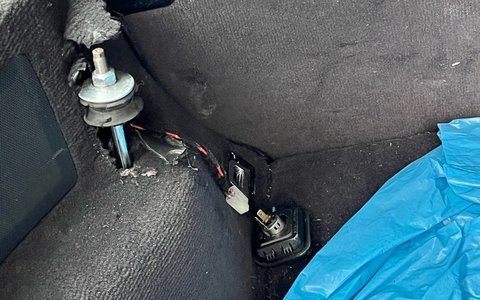 POL-HX: Pkw aus dem Verkehr gezogen - Prüfstelle zählt 33 Mängel - Foto: presseportal.de