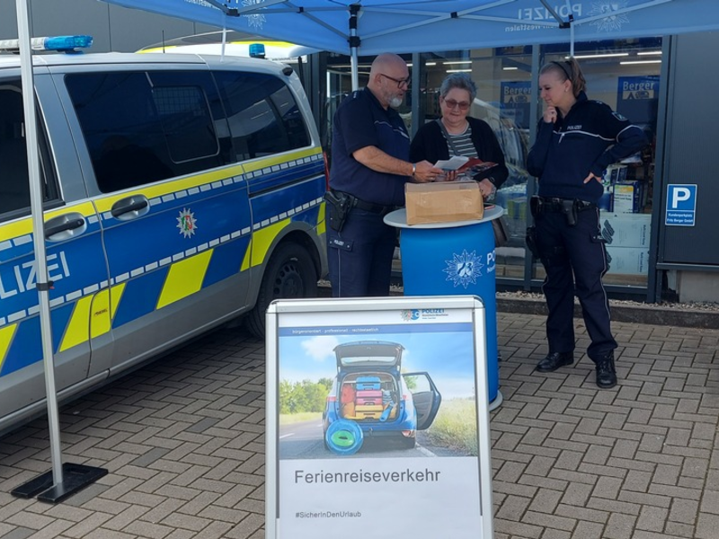 POL-COE: Kreis Coesfeld, Nottuln/ Tipps der Polizei: Fahrzeug sicher für die Urlaubsreise packen - Foto: presseportal.de