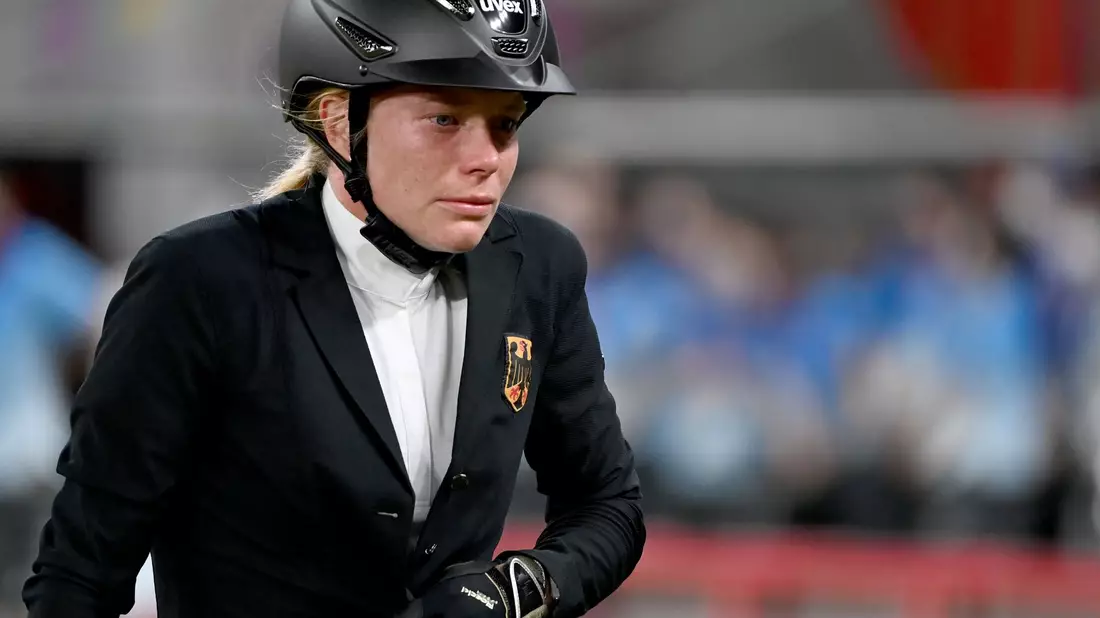 Annika Zillekens startet bei Olympia im Modernen Fünfkampf. - Bild: Marijan Murat/dpa