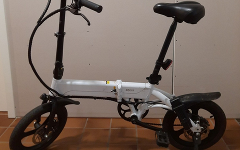 POL-HL: HL-Genin / Eigentümer von Falt-E-Bike gesucht - Foto: presseportal.de