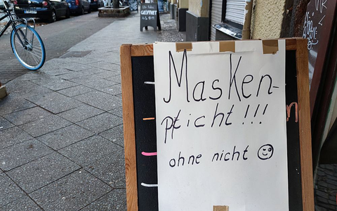 Hinweis auf Maskenpflicht (Archiv) - Foto: über dts Nachrichtenagentur