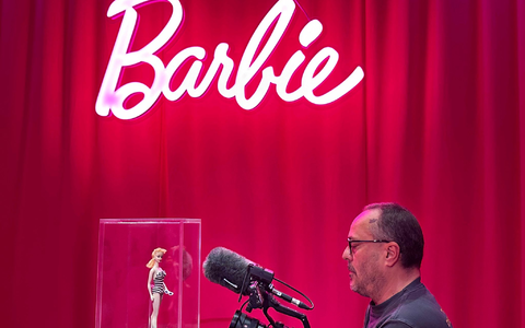 29 Zentimeter ist die berühmteste Puppe der Welt hoch. - Foto: Benedikt von Imhoff/dpa