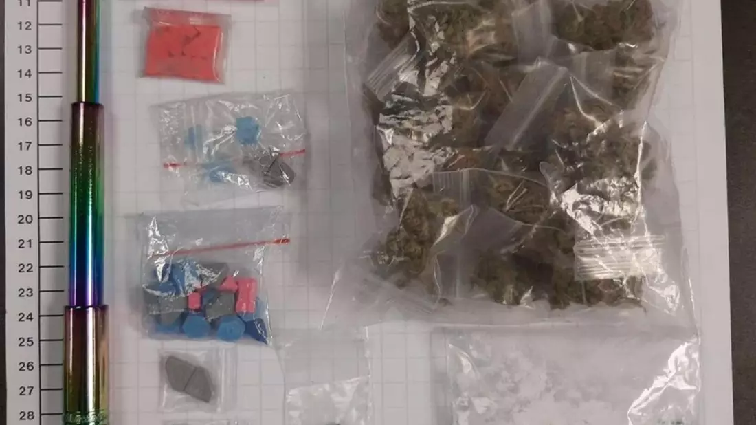 BPOL NRW: Cannabis, Amphetamine, Crystal Meth, Ecstasy - Bundespolizei stellt 17-Jährige mit Drogen - Bild: presseportal.de
