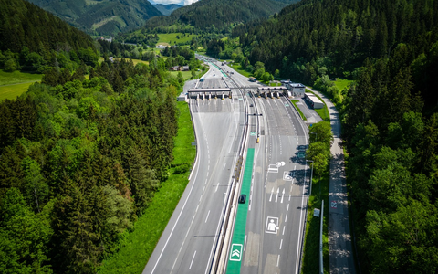 Ab in den Süden: Mit den ADAC Maut-Tipps geht's noch schneller - Foto: presseportal.de