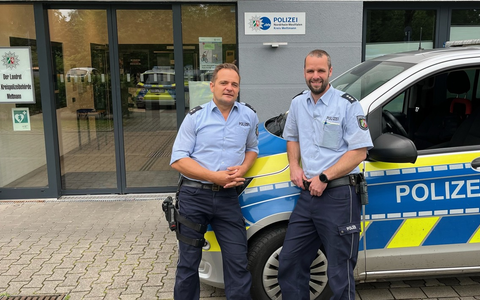 POL-ME: Neue Bezirksdienstbeamte in Ratingen-Tiefenbroich: Marco Peisker und Tim Bittner - Ratingen - 2407017 - Foto: presseportal.de