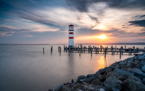 Leuchtturm in Podersdorf am See - Foto: TVB Nordburgenland/Birgit Machtinger über pressetext.de