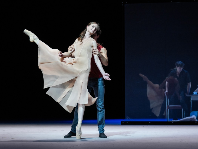 Albert Kriemler entwirft Kostüme zu John Neumeiers Ballett Epilog an der Hamburgischen Staatsoper - Foto: presseportal.de