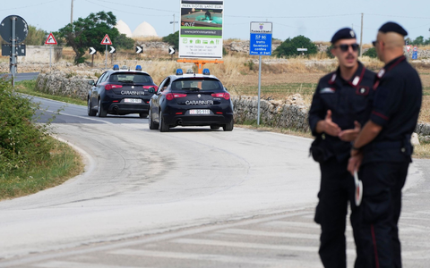 Bei einem Überfall auf einen Geldtransporter nahe Brindisi machte ein bewaffnetes Kommando drei Millionen Euro Beute. Die Fahndung der Carabinieri läuft. (Symbolbild) - Foto: Gregorio Borgia/AP/dpa