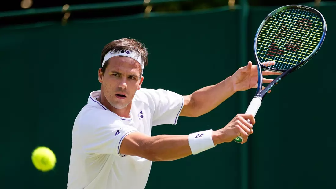 Die italienische Tennisspielerin Jasmine Paolini greift in Wimbledon nach ihrem ersten Grand-Slam-Titel. - Bild: Alberto Pezzali/AP/dpa