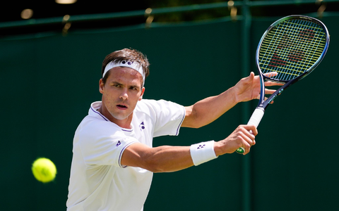 Die italienische Tennisspielerin Jasmine Paolini greift in Wimbledon nach ihrem ersten Grand-Slam-Titel. - Foto: Alberto Pezzali/AP/dpa