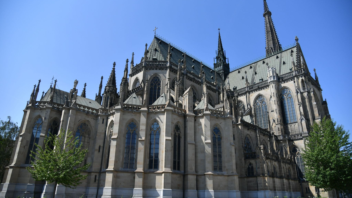 Auf der Plattform Telegram ist unter dem Namen «Katholischer Widerstand» ein angebliches Bekennerschreiben aufgetaucht.  - Foto: Barbara Gindl/apa/dpa