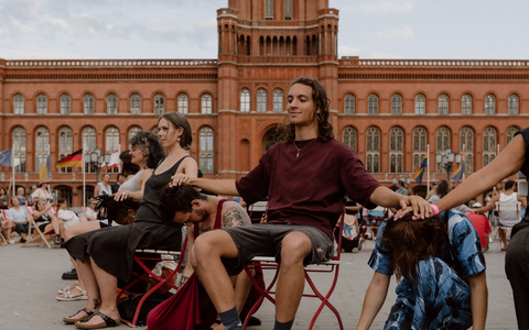 Der Vorverkauf für die TANZWERKSTATT EUROPA 2024 in München startet! / 11 Tage lädt ein Programm aus Performances und Workshops zum Nachdenken über die Tanzkunst und Wege des Zusammenlebens ein - Foto: presseportal.de