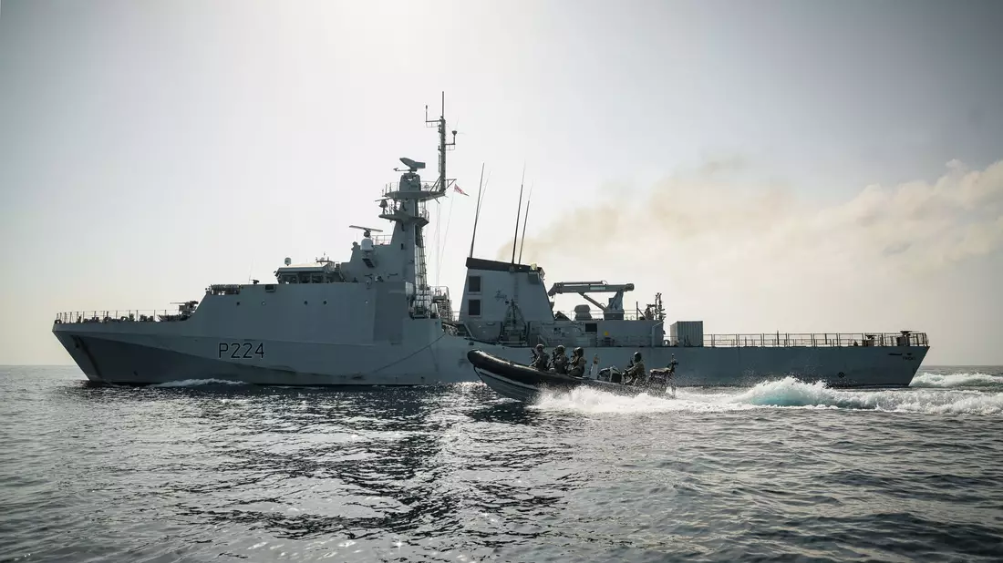 Das britische Verteidigungsministerium kündigte an, ein Schiff der Navy zur Unterstützung auf die Kaimaninseln zu schicken. - Bild: Ministry Of Defence/PA Media/dpa