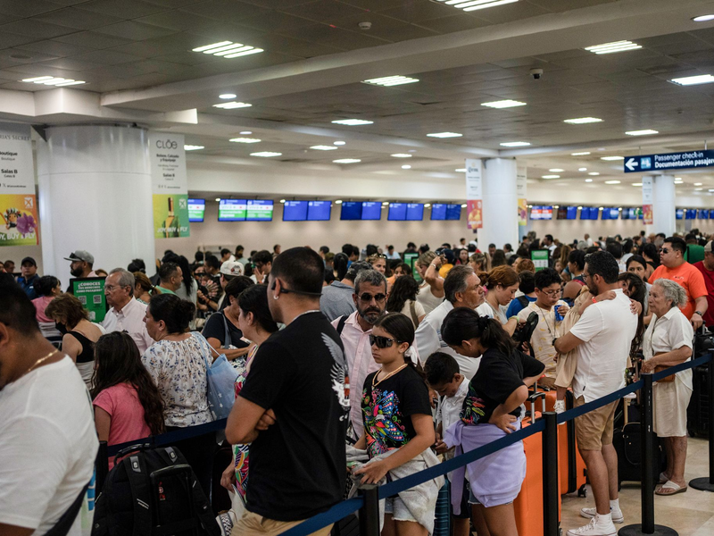 In Mexiko und auf mehreren Karibikinseln hat der Sturm «Beryl» schon mit Hurrikan-Stärke gewütet. - Foto: Felix Marquez/dpa