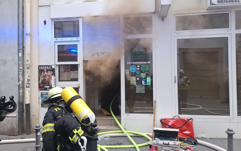 FW Mainz: Brand in einer Gaststätte in der Neutorstraße - Foto: presseportal.de