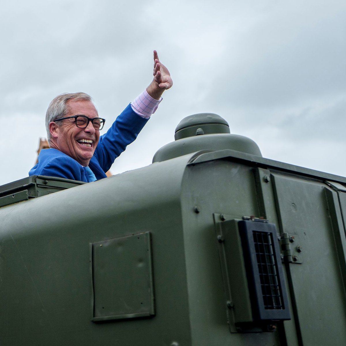 Der Brexit-Vorkämpfer will die Konservative Partei durch eine neue Bewegung ersetzen - Foto: Vadim Ghirda/AP/dpa