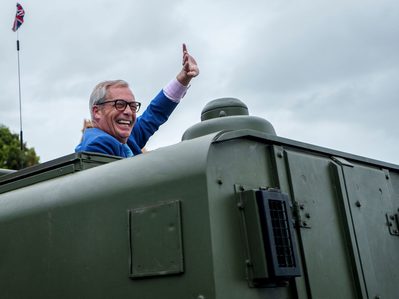 Der Brexit-Vorkämpfer will die Konservative Partei durch eine neue Bewegung ersetzen - Foto: Vadim Ghirda/AP/dpa