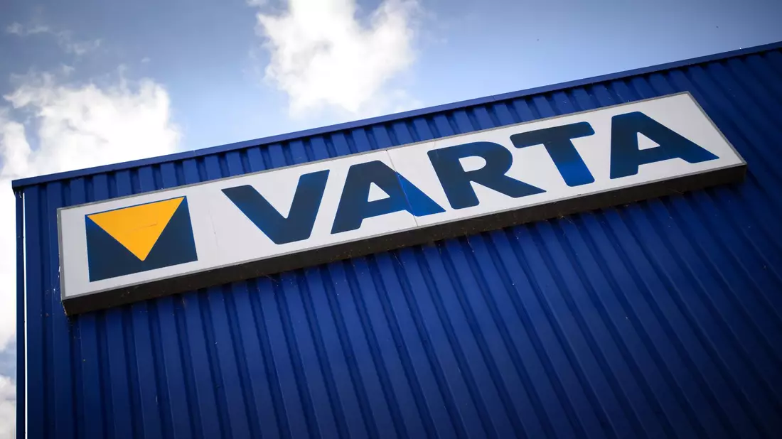Beim Batteriekonzern Varta kriselt es bereits seit einiger Zeit. - Bild: Sina Schuldt/dpa