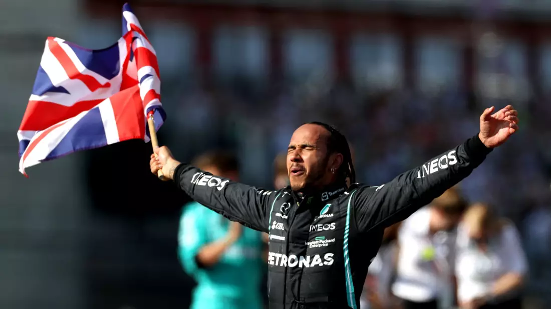 Seinen bis dato letzten Silverstone-Sieg schaffte Lewis Hamilton 2021. - Bild: Bradley Collyer/PA Wire/dpa