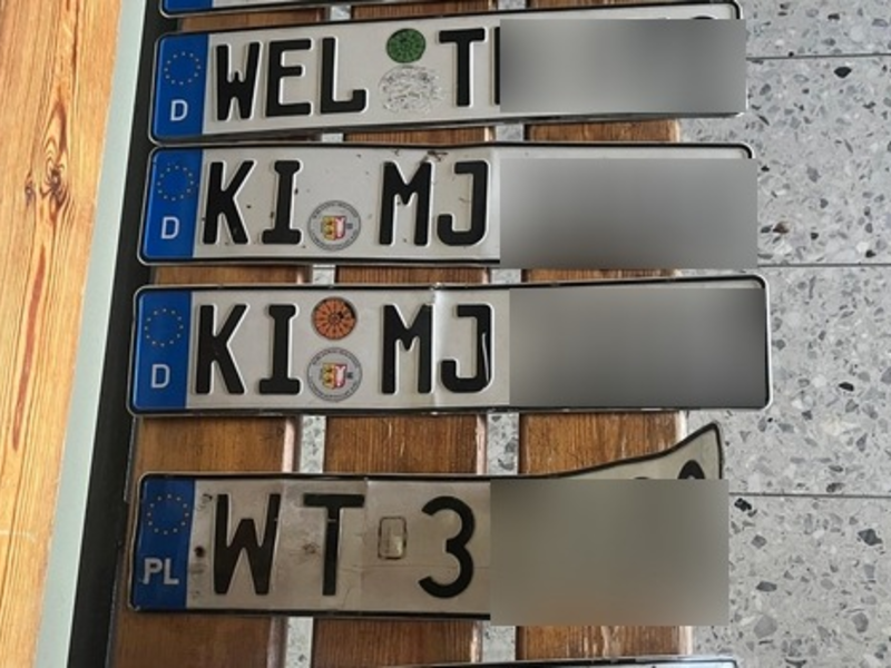 BPOL-FL: Harrislee - Fahrer ohne Führerschein und gestohlenen Autokennzeichen kontrolliert - Foto: presseportal.de