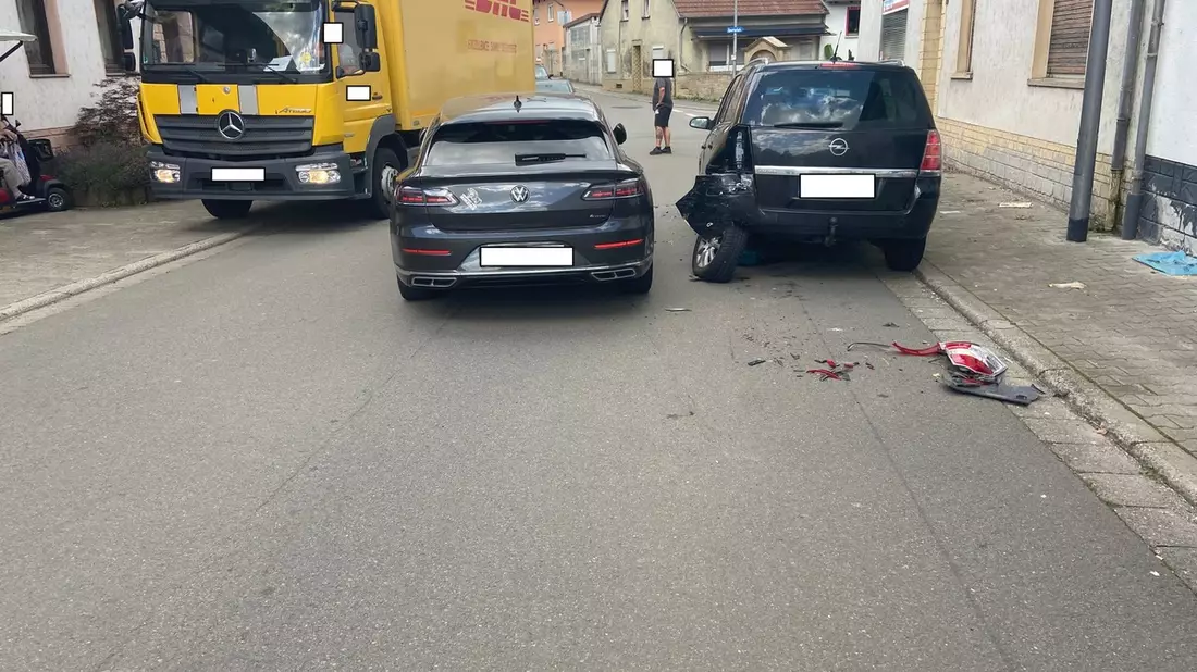POL-PDKL: Unfall mit Sachschaden, Zeugen gesucht - Bild: presseportal.de