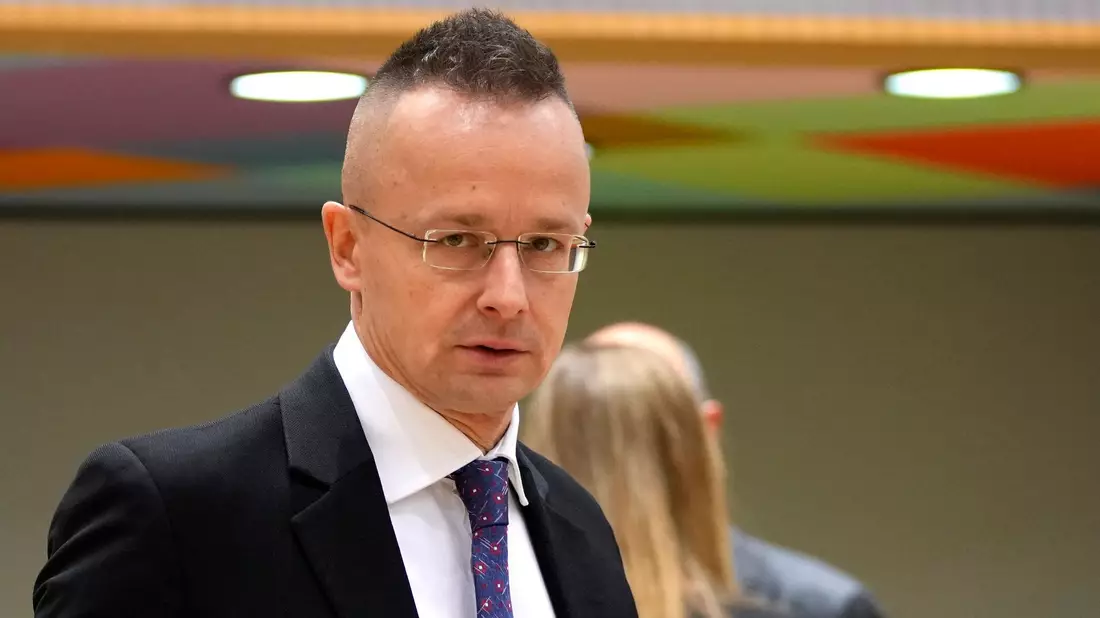 Ungarns Außenminister Peter Szijjarto hat nun doch keine Zeit für Annalena Baerbock. (Archivbild) - Bild: Virginia Mayo/AP/dpa