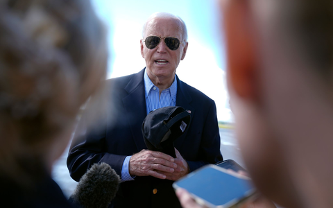 Bleibt US-Präsident Joe Biden im Rennen um das Weiße Haus? Der Demokrat bleibt starr auf Kurs - doch in seiner Partei herrscht Unruhe. - Foto: Manuel Balce Ceneta/AP
